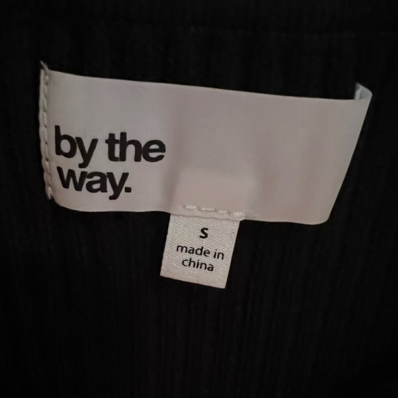 BY THE WAY NWT Tara off shoulder Ribbed Knit dress size small. - Picture 6 of 6